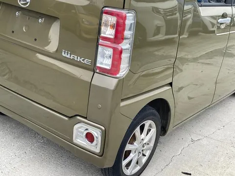 Daihatsu Wake