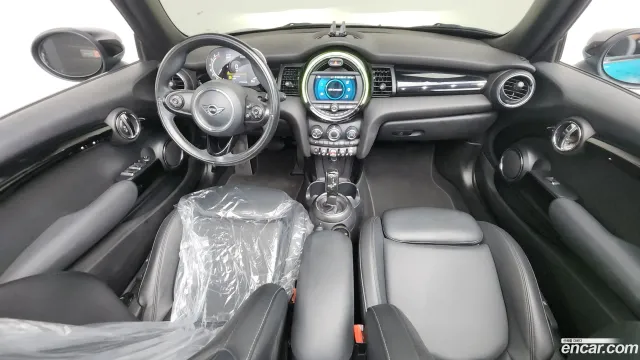 MINI Cooper Convertible