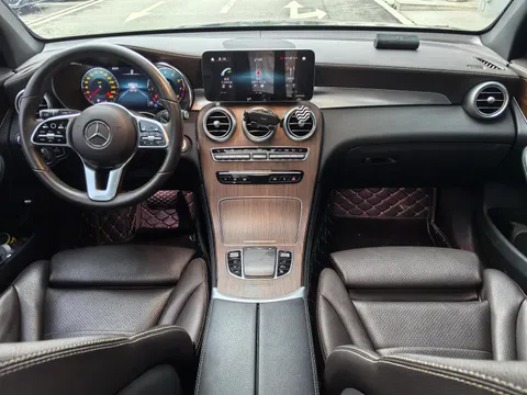 Mercedes-Benz Mercedes-Benz GLC