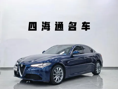 Alfa Romeo Giulia