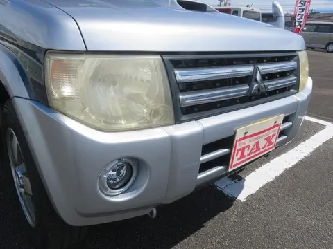 Mitsubishi Pajero Mini