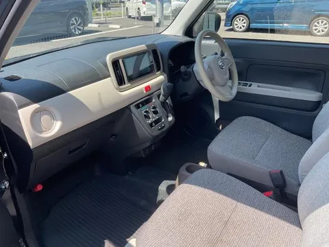 Daihatsu Mira Tocot