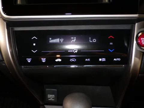 Honda City (Grace)