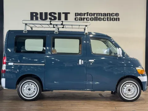 Toyota TownAce Van