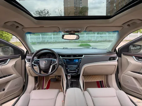 Cadillac XTS