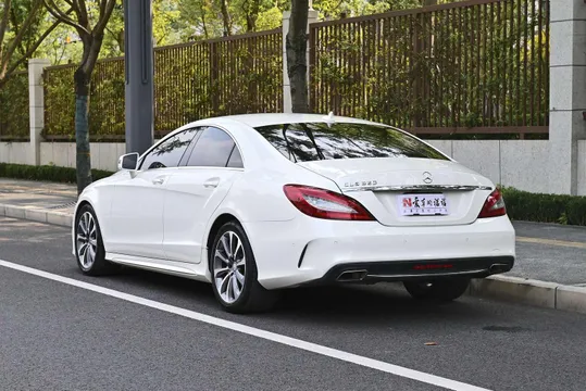 Mercedes-Benz Mercedes-Benz CLS