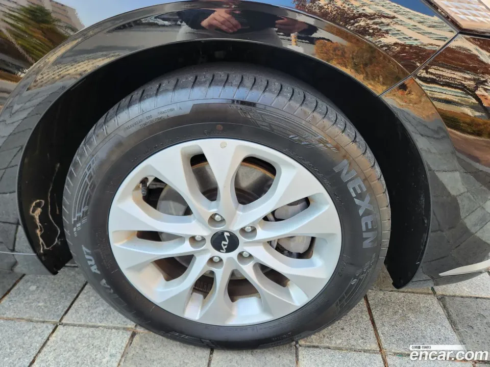 Kia K8