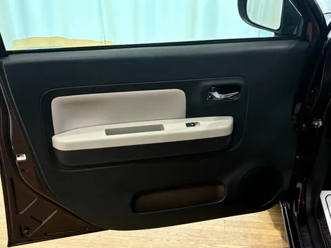 Daihatsu Mira Tocot