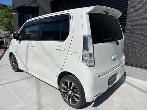 Suzuki Wagon R Stingray