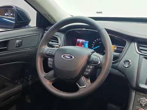 Ford Taurus
