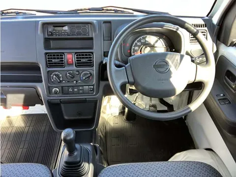 Nissan Clipper Truck