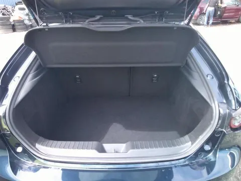 Mazda MAZDA3 Fastback