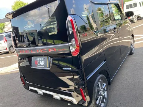 Mitsubishi Delica Mini