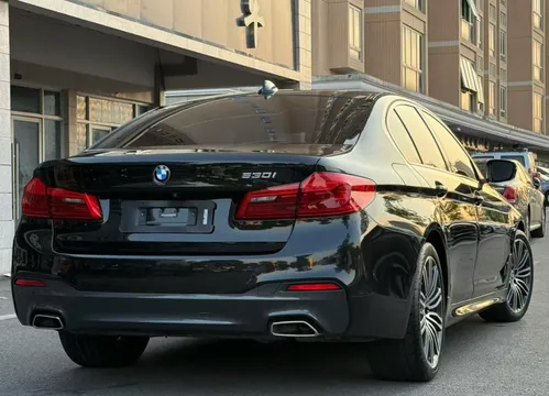 BMW 5-Series