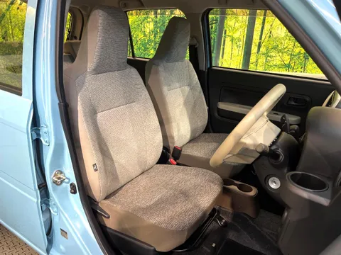 Daihatsu Mira Tocot