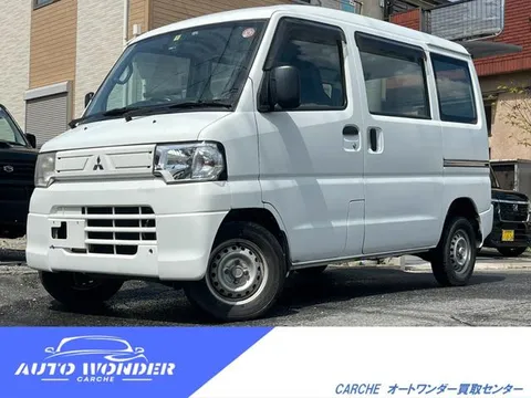 Mitsubishi Minicab Van