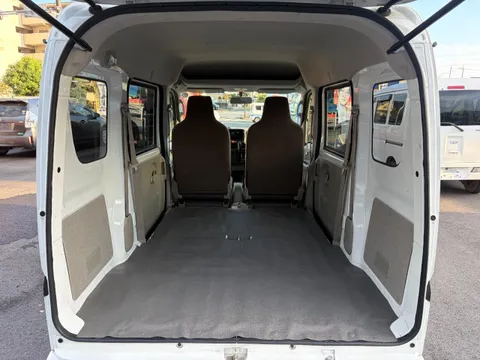 Nissan Clipper