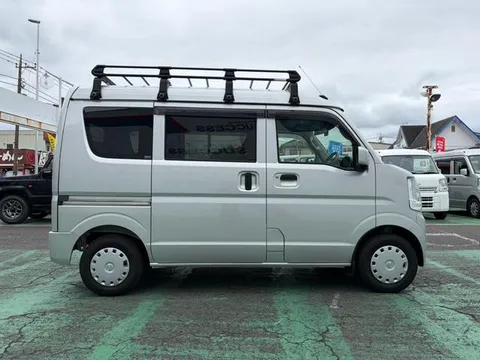 Nissan Clipper