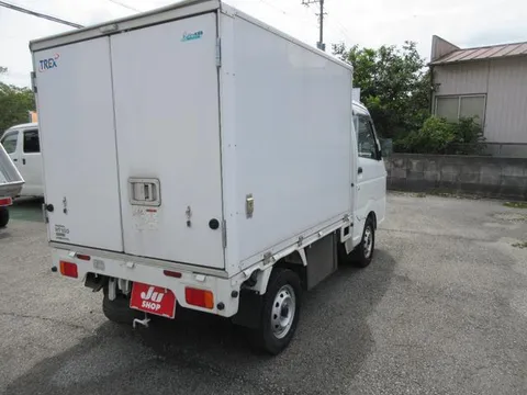 Nissan Clipper Truck