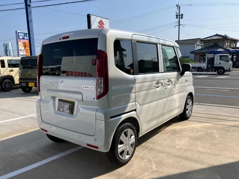 Suzuki Spacia