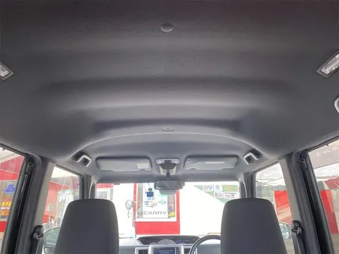 Toyota Pixis Mega