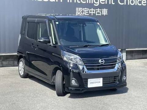 Nissan Dayz Roox