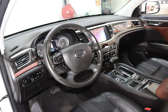 Gac GS8