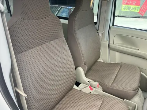 Mitsubishi Minicab Van