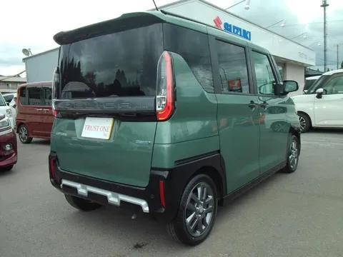 Mitsubishi Delica Mini