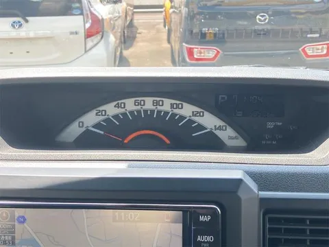 Toyota Pixis Mega