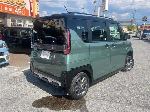 Mitsubishi Delica Mini