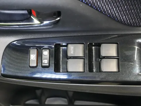 Toyota Yaris (Vitz)