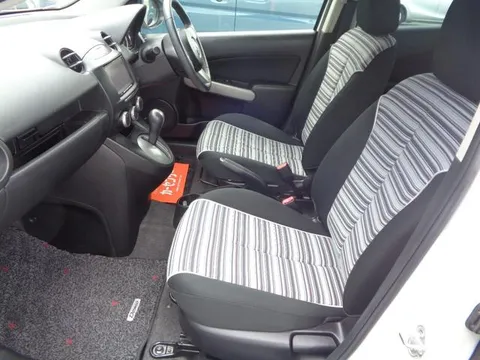 Mazda Mazda2 (Demio)