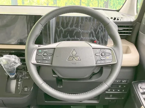 Mitsubishi Delica Mini