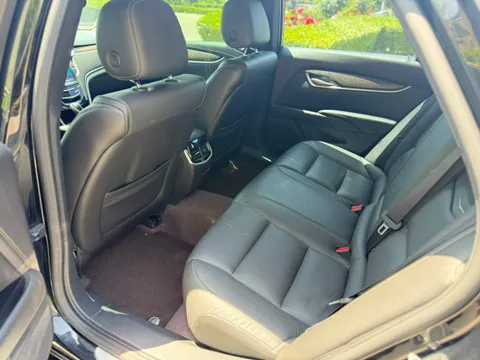 Cadillac XTS