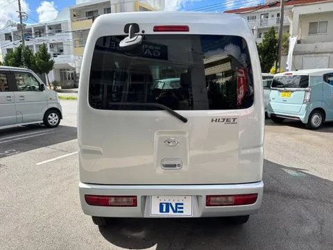 Daihatsu Hijet Cargo