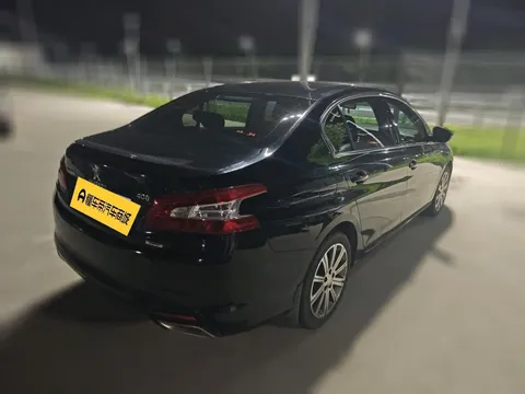Peugeot 408