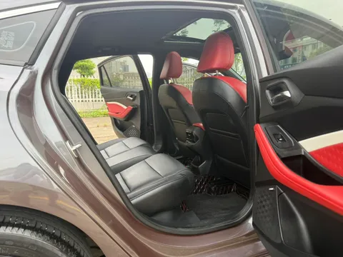 MG MG5