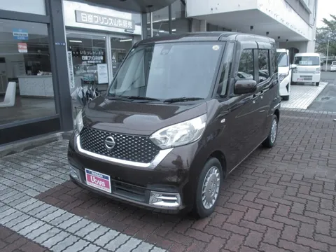 Nissan Dayz Roox