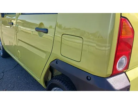 Daihatsu Naked