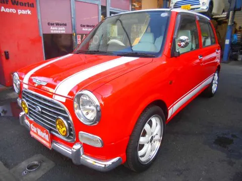 Daihatsu Mira Gino
