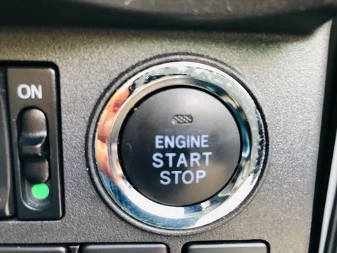 Toyota Pixis Mega