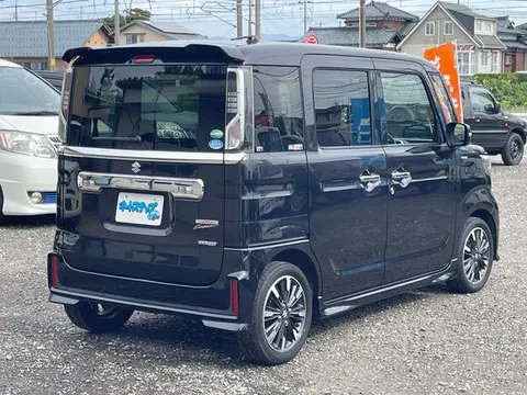 Suzuki Spacia Custom