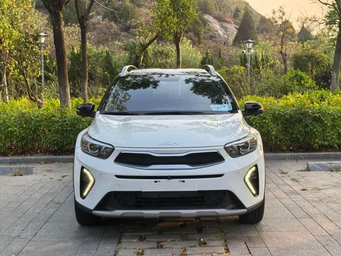 Kia KX1