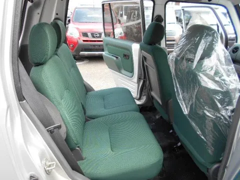 Daihatsu Naked