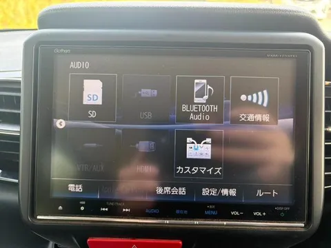 Honda N-BOX Custom