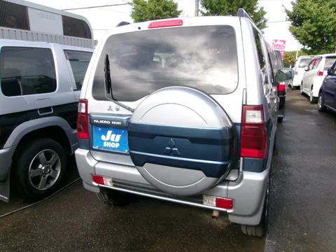 Mitsubishi Pajero Mini
