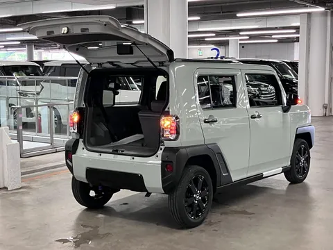 Daihatsu Taft