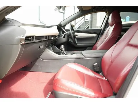 Mazda MAZDA3 Fastback
