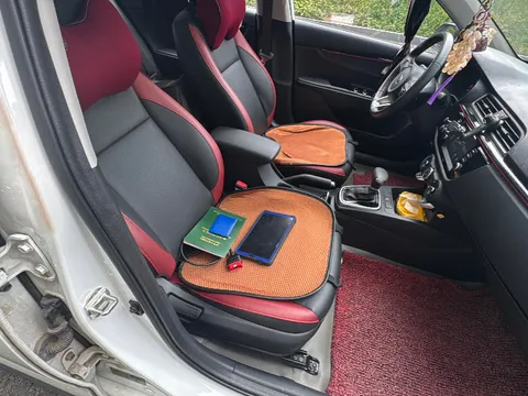 Kia KX